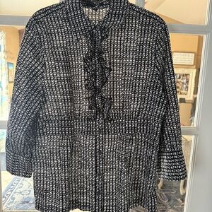 Banana Republic Monochrome Leaf Print Top